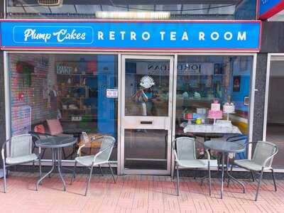 Plump Cakes Retro Tearoom