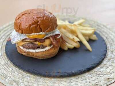 La Veleta Burger