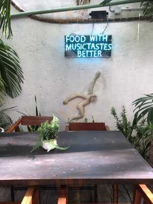 Good Mood Eatery Mx