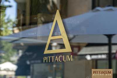 Pittacum Bar