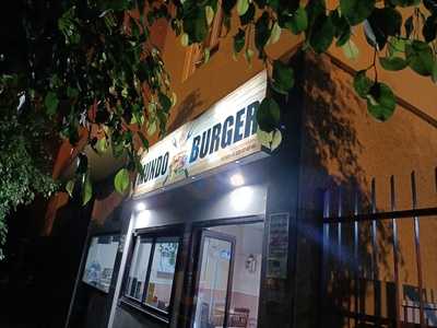 Mundo Burger