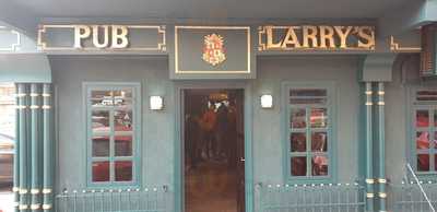 Pub Larry's