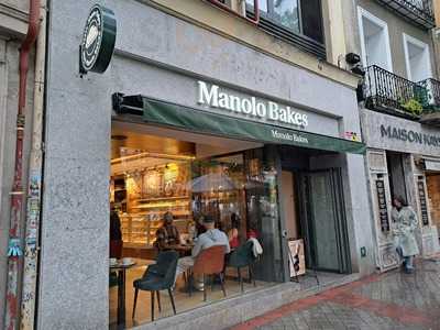 Manolo Bakes Quevedo