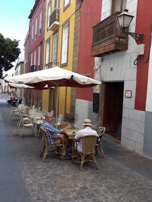 El Patio De Enmedio