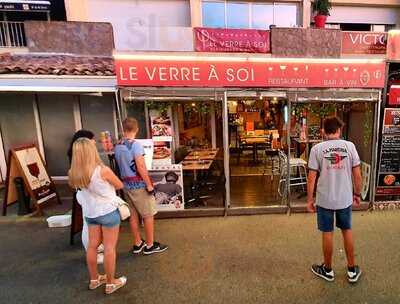 Le Verre À Soi, Saint-Tropez