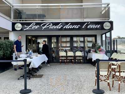 Le Pieds Dans L'eau, Camiers