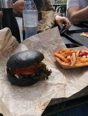 Black Burger, Meylan