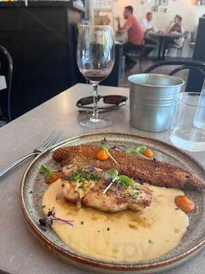 Renée Restaurant menu