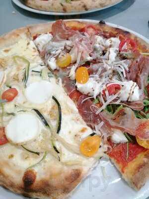 Impasto Pizza, Orlienas