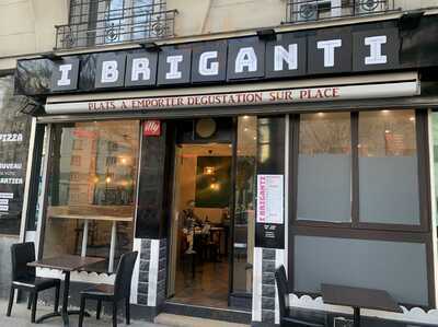 I Briganti, Paris