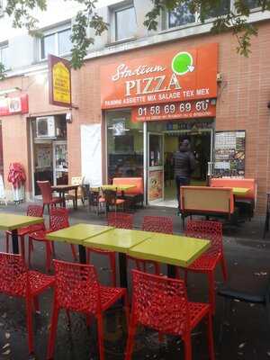 Stadium Pizza, Saint-Denis