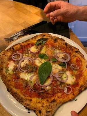 + (39) Pizzeria, Muret