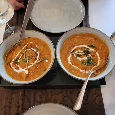 Shahi Maharaja Palace - Traditional Tandoori Kitchen