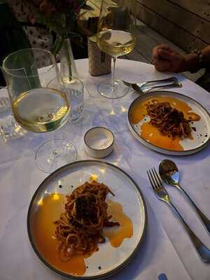 Rosella Dining Room and Bar