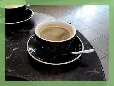 The Black Cat Cake Shop