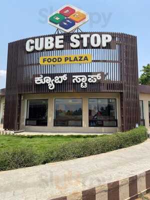 Cube Stop Food Court