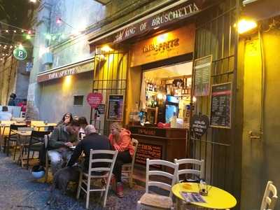 Tapa Spritz, Napoli