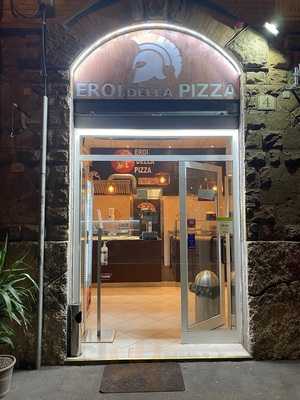 Eroi della pizza, Roma