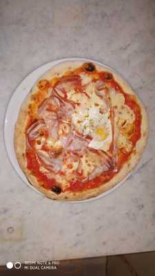 C'é Pizza Per Te, Sanremo