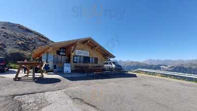 Panorama Hutte, Racines