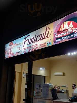 Funiculì, Piacenza