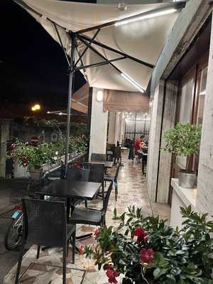 Pizzeria Ristorante Alla Grotta