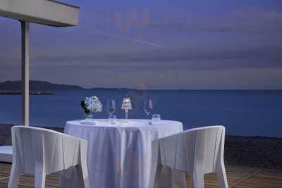 Ristorante Eatè - Fine Dining Direttamente In Spiaggia