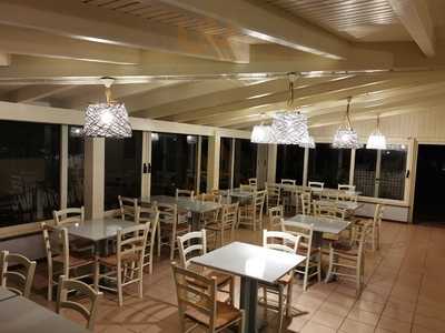 Osteria Crisi Beach