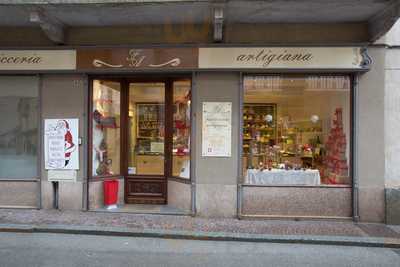 Pasticceria Artigiana, Carru