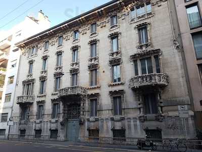 Casa Tosi, Milano