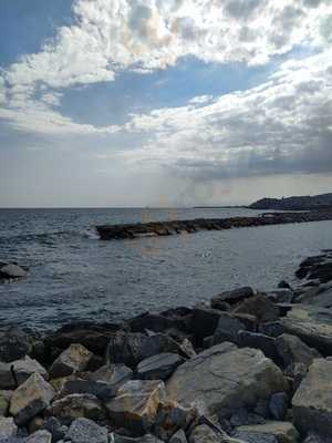 Tabata Beach, Imperia