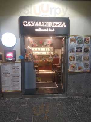 Cavallerizza Coffee And Food, Napoli