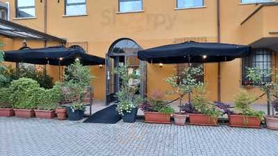 Amaryllis Bistrot And Restaurant, Gallarate