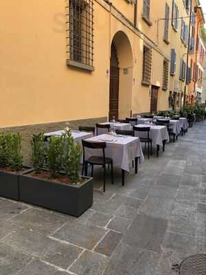 Dimondi Osteria Emiliana