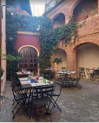 Osteria Il Cortile