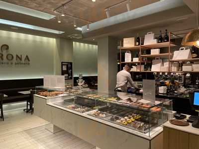 Corona - Alta Pasticceria E Gelateria, Milano