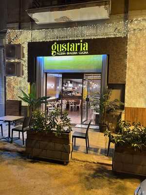 Gustaria, Foggia