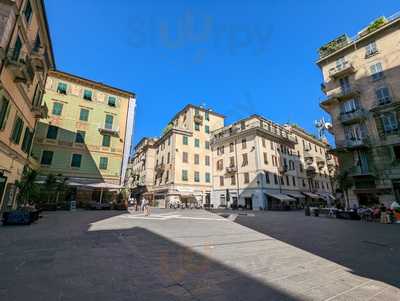 Gatto Bleu, La Spezia