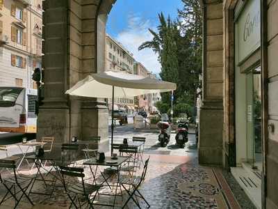 Corsi Caffetteria, Genova