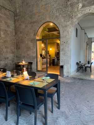 Osteria Di Pesce Chiostro Di Seppia