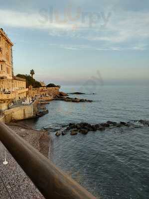 10 Beach Bistrot, Genova