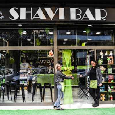 Shavi Bar, Roma