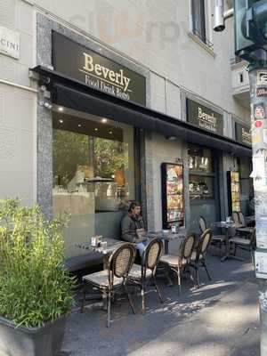 Cafè Beverly, Milano