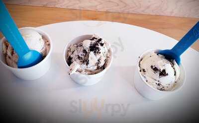 Blue Cow Ice Cream, Fredericksburg