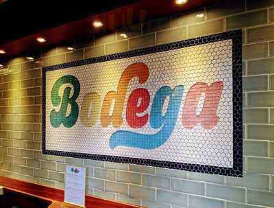 Bodega, Charleston