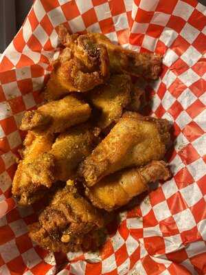 Sauced & Loaded Wings, Poplar Bluff