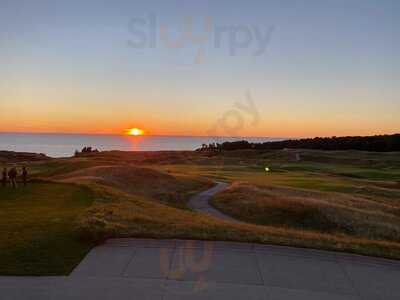 The Dining Room at Arcadia Bluffs, Arcadia