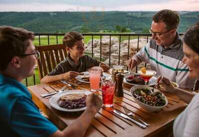 Mountain Top Grill, Hollister