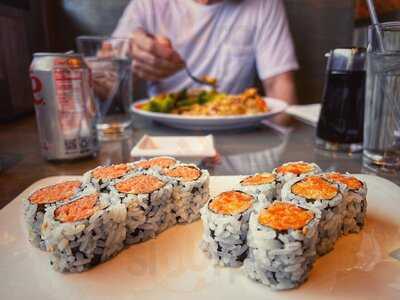 Emoji Sushi & Teriyaki, Abington