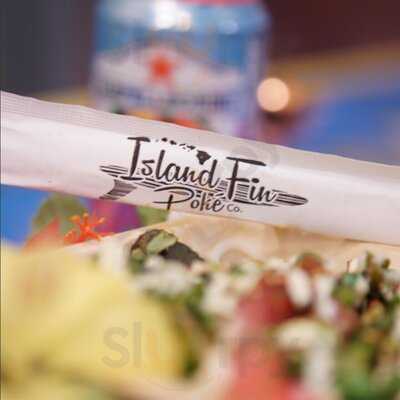 Island Fin Poke', Spring